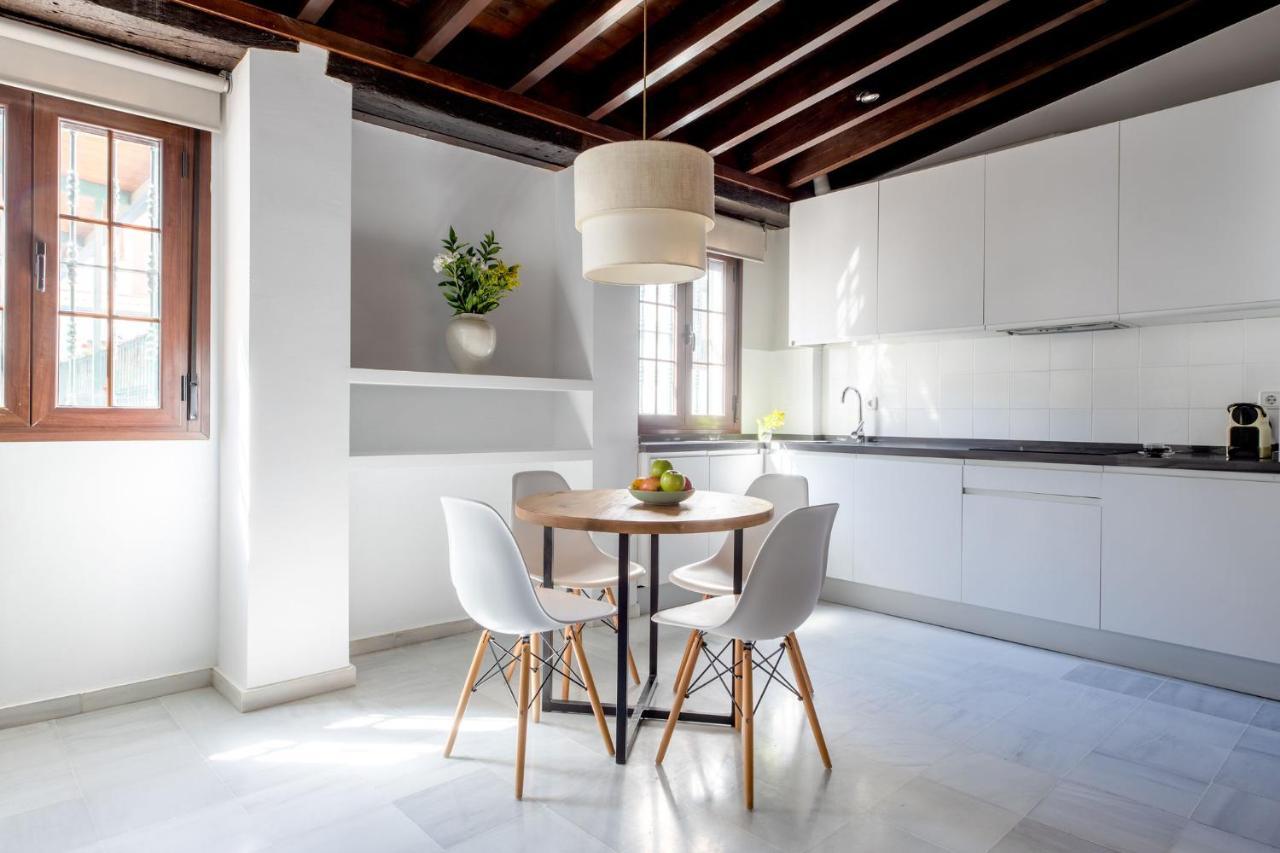 Triana Boutique Apartments By Hommyhome Seville Ngoại thất bức ảnh